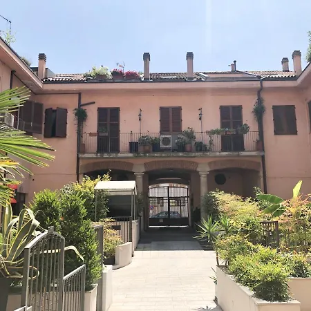 Aparthotel Easy - And Navigli
