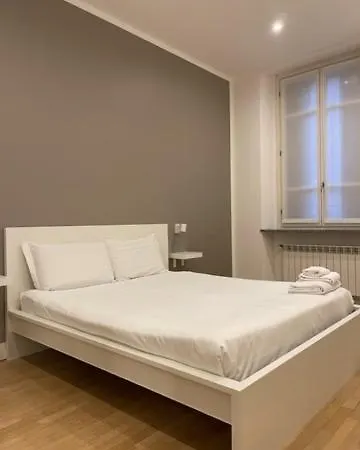 Easy - And Navigli 4* Milan