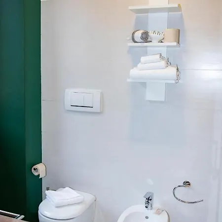 Easy - And Navigli Apartmanhotel Milánó
