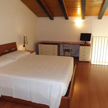 Aparthotel Easy - And Navigli Milan
