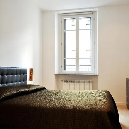 Lägenhetshotell Easy - And Navigli Milano